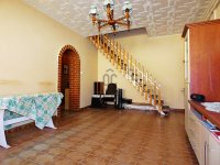 Eladó családi ház, XVII. kerületben 129.9 M Ft, 9 szobás