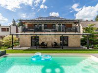 Eladó hotel, Balatonföldváron 395 M Ft, 15 szobás