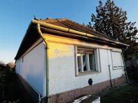 Eladó családi ház, Tápiószecsőn 34.9 M Ft, 2 szobás