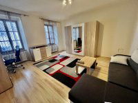 Kiadó téglalakás, albérlet, Pécsett, Király utcában