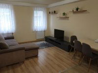 Kiadó téglalakás, albérlet