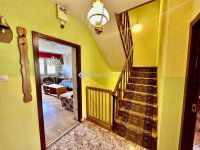 Eladó családi ház, Szegeden 199 M Ft, 7 szobás
