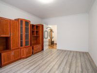 Kiadó téglalakás, albérlet