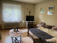 Eladó családi ház, Pécsett 129.9 M Ft, 5 szobás