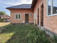 Eladó családi ház, Maglódon 75 M Ft, 2 szobás