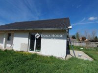Eladó családi ház, Kókán 67 M Ft, 5 szobás