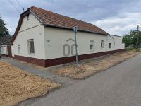 Eladó családi ház, Makón 24.9 M Ft, 4 szobás