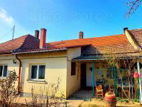 Eladó családi ház, Balatonendréden 69 M Ft, 10 szobás