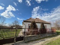 Eladó családi ház, Vanyolán 15 M Ft, 3 szobás