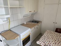 Eladó panellakás, Pécsett 46.9 M Ft, 2 szobás