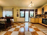 Eladó ikerház, Pécsett 130 M Ft, 5 szobás / költözzbe.hu