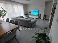 Eladó téglalakás, Győrött 115 M Ft, 4 szobás