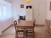 Kiadó téglalakás, albérlet, Kecskeméten 250 E Ft / hó