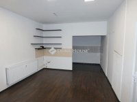 Kiadó üzlethelyiség, Zalaegerszegen 99 E Ft / hó