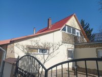 Eladó nyaraló, Kecskeméten 99 M Ft, 4 szobás
