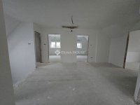 Eladó családi ház, Aranyosgadányban 85 M Ft, 7 szobás