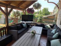 Eladó családi ház, Esztergomban 124 M Ft, 8 szobás