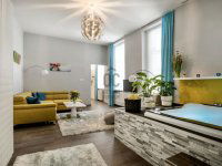 Eladó téglalakás, V. kerületben 113 M Ft, 2 szobás