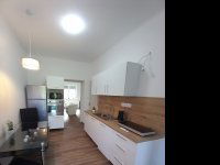 Kiadó téglalakás, albérlet, Pécsett 250 E Ft / hó, 2 szobás