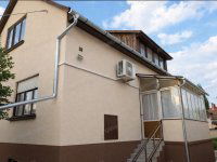 Eladó családi ház, Kecskeméten 64.9 M Ft, 5 szobás