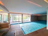 Eladó családi ház, XII. kerületben 549.9 M Ft, 9 szobás