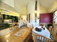 Eladó családi ház, Hévízen 149 M Ft, 7 szobás