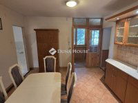 Eladó családi ház, Vácon 88 M Ft, 1 szobás