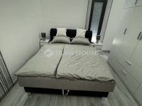 Eladó családi ház, Pócsmegyeren 94.9 M Ft, 3 szobás