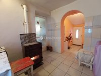 Eladó családi ház, Mohácson 7.5 M Ft, 3 szobás