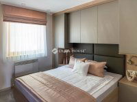 Eladó családi ház, Kecskeméten 400 M Ft, 10 szobás