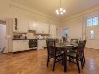 Eladó téglalakás, VI. kerületben 139 M Ft, 5 szobás