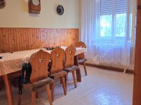 Eladó családi ház, Ácson 63.9 M Ft, 5 szobás