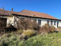 Eladó családi ház, Szekszárdon 28 M Ft, 3 szobás