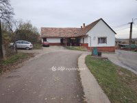 Eladó családi ház