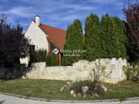 Eladó családi ház, Budajenőn 950 M Ft, 5 szobás