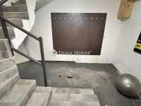 Eladó családi ház, Kőszegen 150 M Ft, 1 szobás