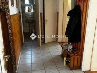 Eladó családi ház, XVII. kerületben 75 M Ft, 4 szobás