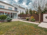 Eladó téglalakás, Dunakeszin 130 M Ft, 3 szobás