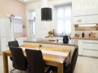 Eladó téglalakás, VII. kerületben 134.9 M Ft, 4 szobás