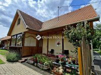 Eladó családi ház, Etyeken 68 M Ft, 5 szobás