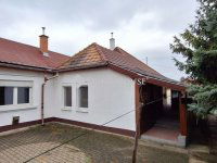 Eladó családi ház, Gödöllőn 89.9 M Ft, 4 szobás