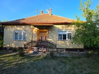 Eladó családi ház, Kabán 31.5 M Ft, 3 szobás