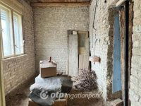 Eladó családi ház, Pápán 34.9 M Ft, 2+1 szobás