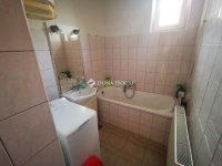 Eladó családi ház, Lovasberényben 75 M Ft, 6 szobás