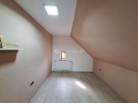 Eladó családi ház, Bölcskén 59.9 M Ft, 3 szobás