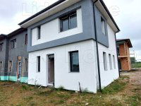 Eladó nyaraló, Balatonföldváron 90 M Ft, 4 szobás