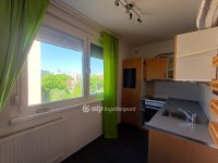 Eladó panellakás, Szigetszentmiklóson 54.9 M Ft, 2+1 szobás