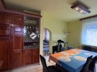Eladó családi ház, Vecsésen 139.99 M Ft, 5 szobás