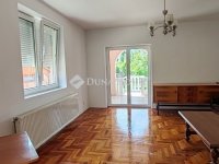 Eladó családi ház, Siklóson 89.9 M Ft, 5 szobás