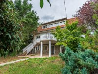 Eladó családi ház, Szentendrén 139.9 M Ft, 6 szobás